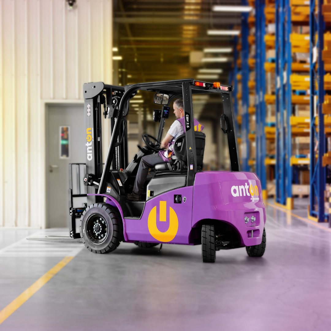 Jungheinrich lanza “AntOn by Jungheinrich”, una nueva línea de montacargas eléctricos