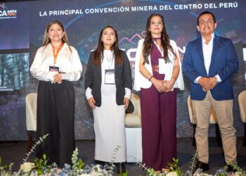 LÍDERES DE LOGÍSTICA DESTACAN EL LIDERAZGO Y LA CAPACIDAD TÉCNICA DE LA MUJER EN LA MINERÍA PERUANA